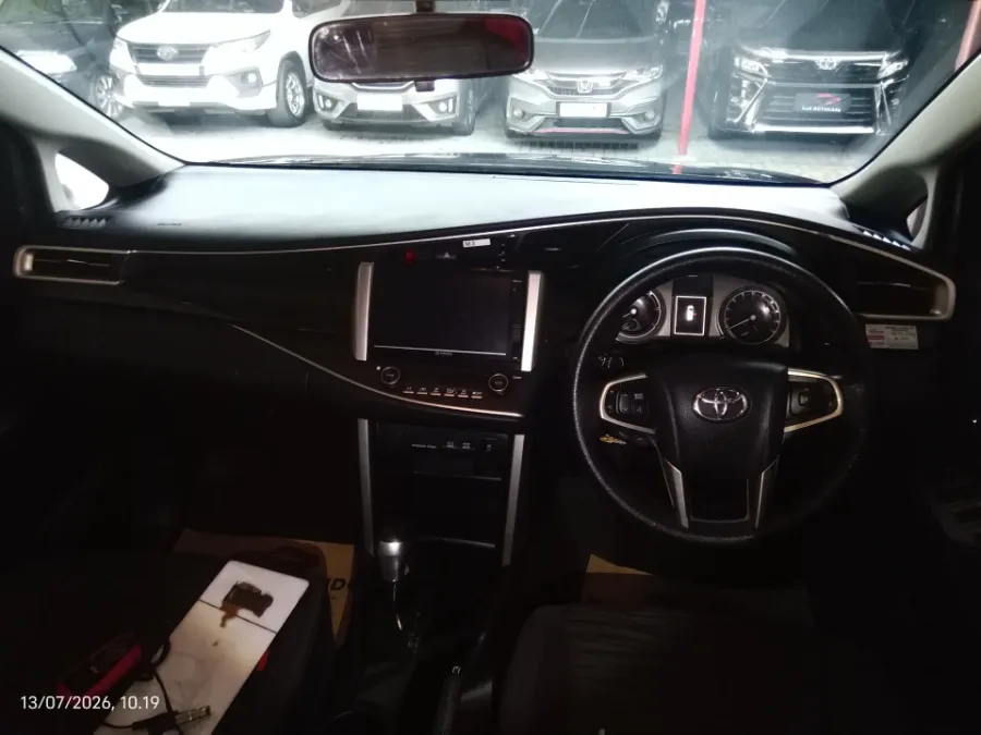 Foto Mobil Bekas Dashboard Toyota Kijang Innova 2.4 V tahun 2022