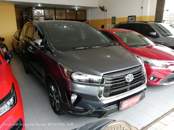 2022 Toyota Kijang Innova 2.4 Venturer