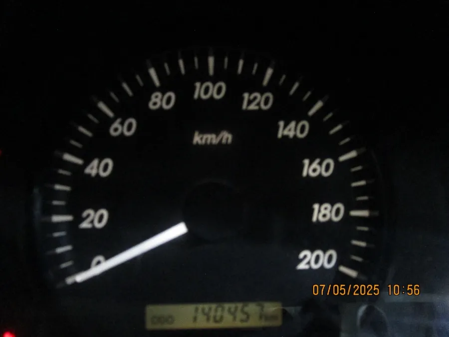 Foto Mobil Bekas Odometer Toyota Kijang Innova 2.5 G tahun 2014