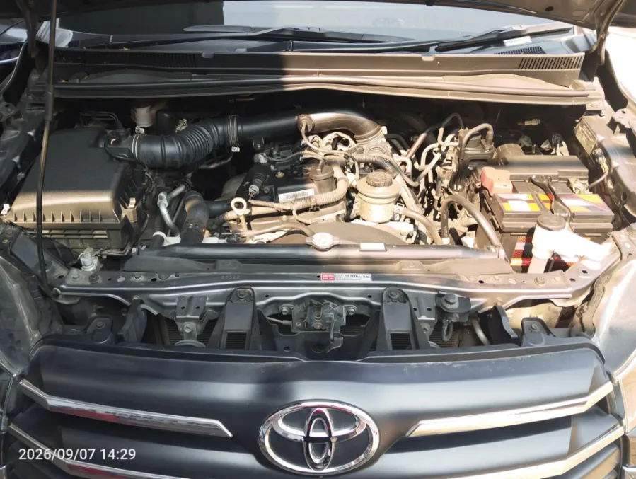 Foto Mobil Bekas Mesin Toyota Kijang Innova 2.0 G tahun 2016