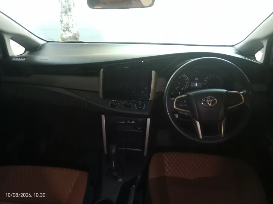 Foto Mobil Bekas Dashboard Toyota Kijang Innova 2.0 G tahun 2017