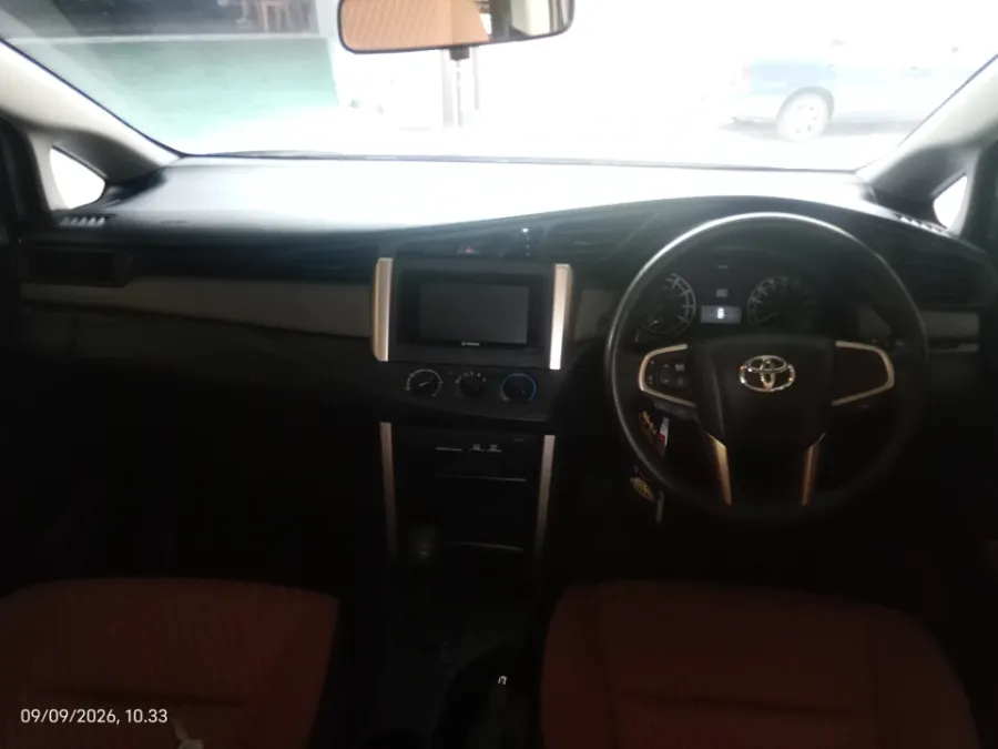 Foto Mobil Bekas Dashboard Toyota Kijang Innova 2.0 G tahun 2017