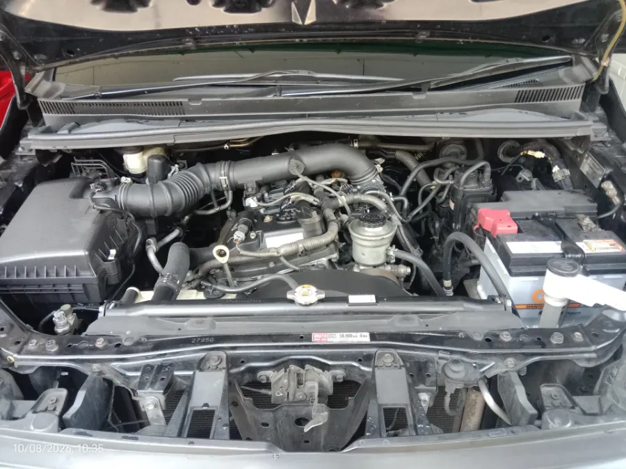 Foto Mobil Bekas Mesin Toyota Kijang Innova 2.0 G tahun 2017