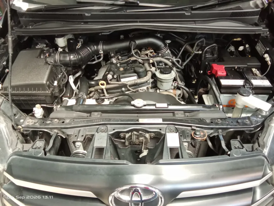 Foto Mobil Bekas Mesin Toyota Kijang Innova 2.0 G tahun 2017