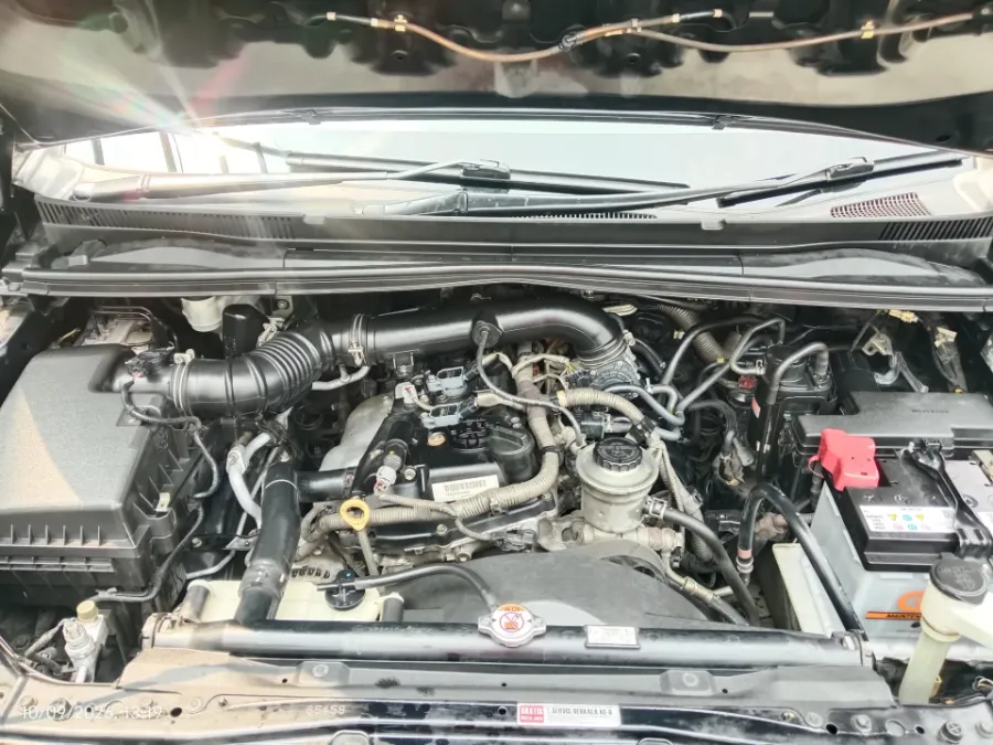 Foto Mobil Bekas Mesin Toyota Kijang Innova 2.0 G tahun 2017