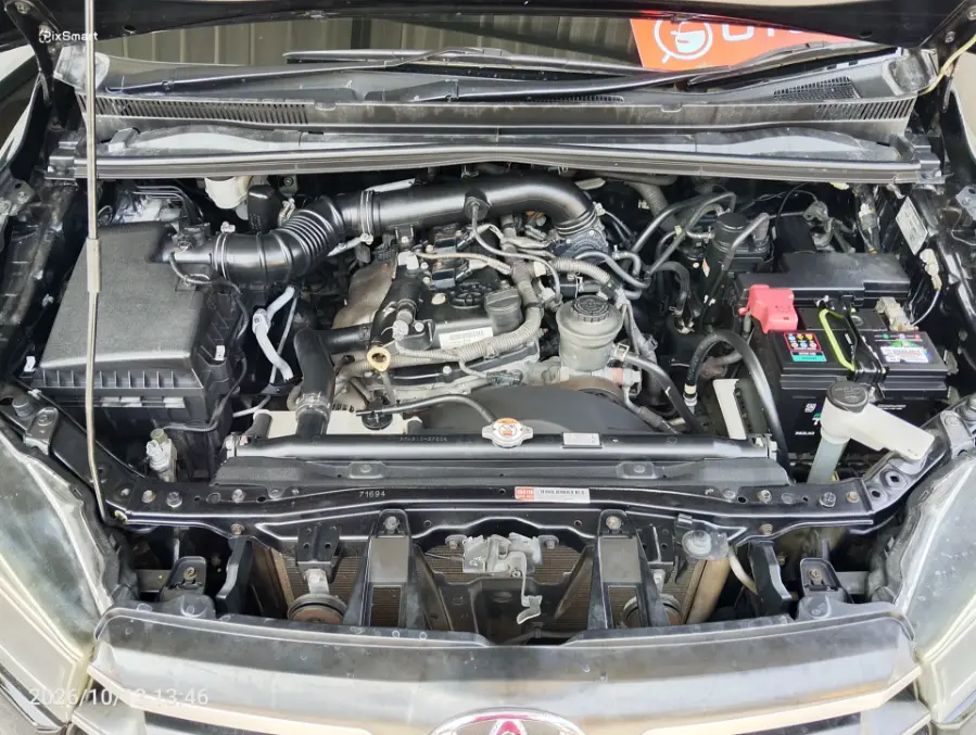 Foto Mobil Bekas Mesin Toyota Kijang Innova 2.0 G tahun 2017
