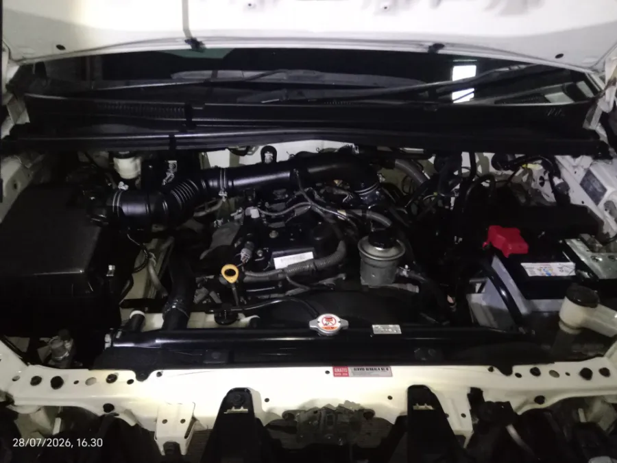 Foto Mobil Bekas Mesin Toyota Kijang Innova 2.0 G tahun 2018
