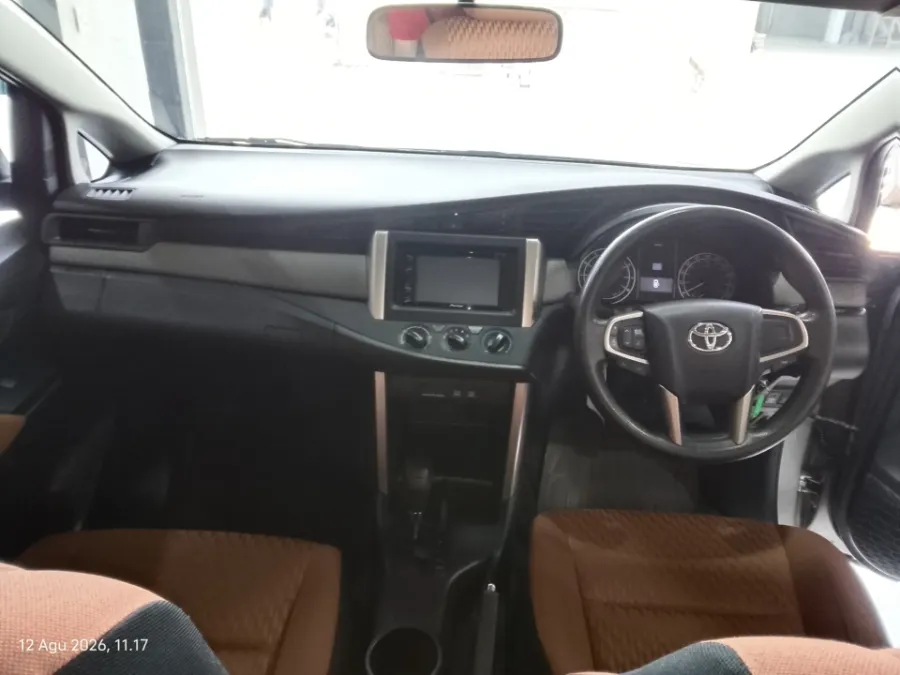 Foto Mobil Bekas Dashboard Toyota Kijang Innova 2.0 G tahun 2019