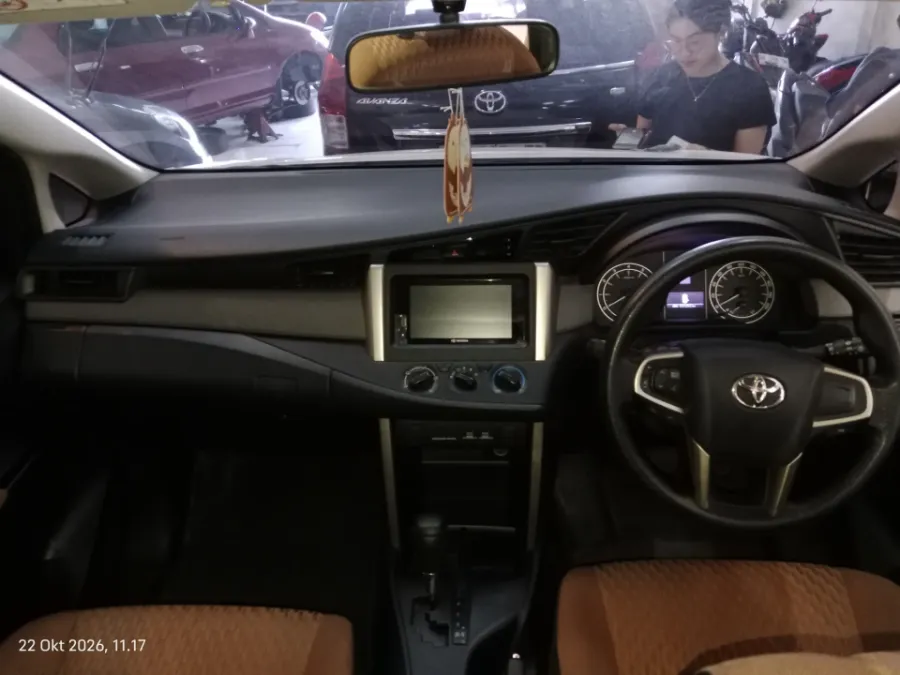 Foto Mobil Bekas Dashboard Toyota Kijang Innova 2.0 G tahun 2019