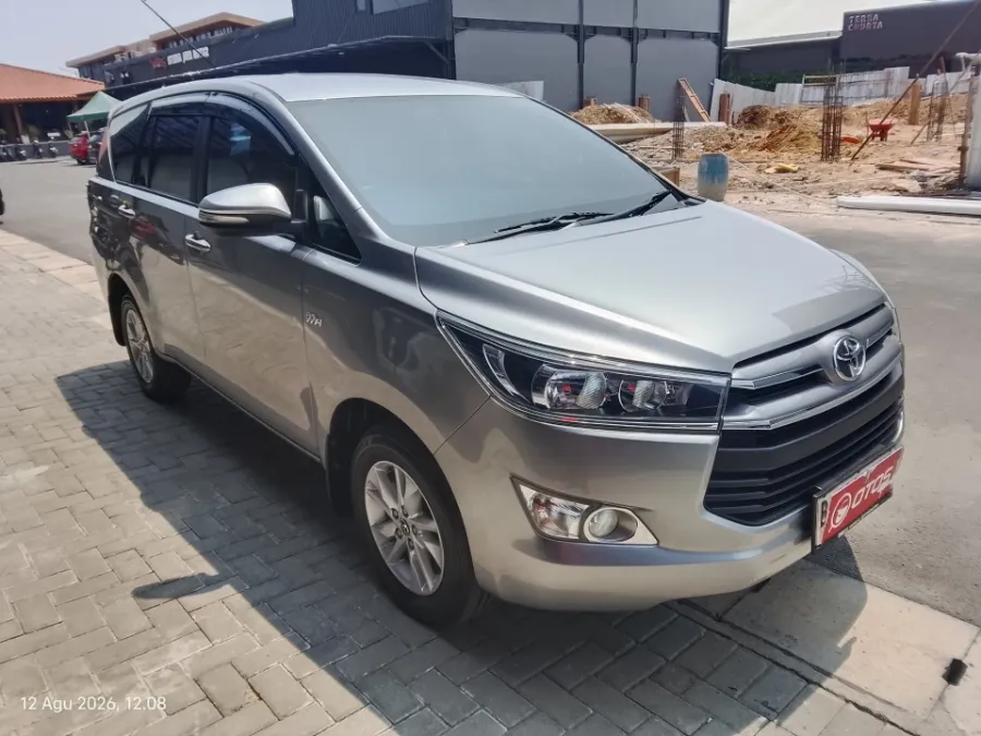 Foto Mobil Bekas Kanan Depan Toyota Kijang Innova 2.0 G tahun 2019