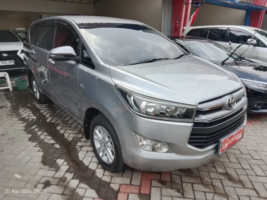 Foto Mobil Bekas Kanan Depan Toyota Kijang Innova 2.0 G tahun 2019