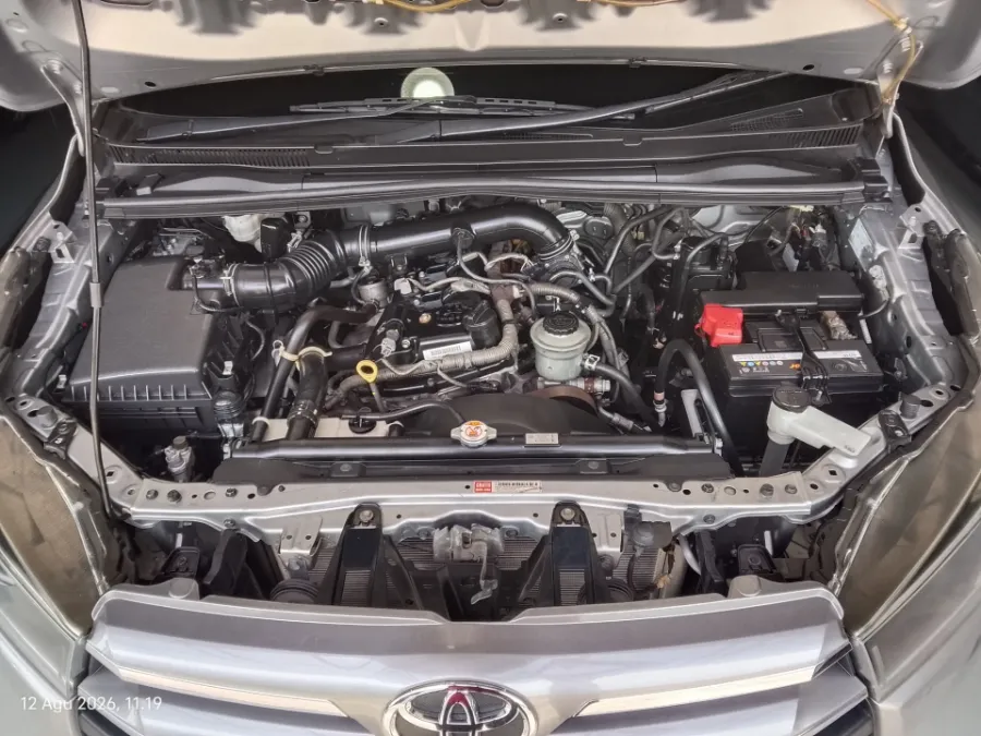 Foto Mobil Bekas Mesin Toyota Kijang Innova 2.0 G tahun 2019