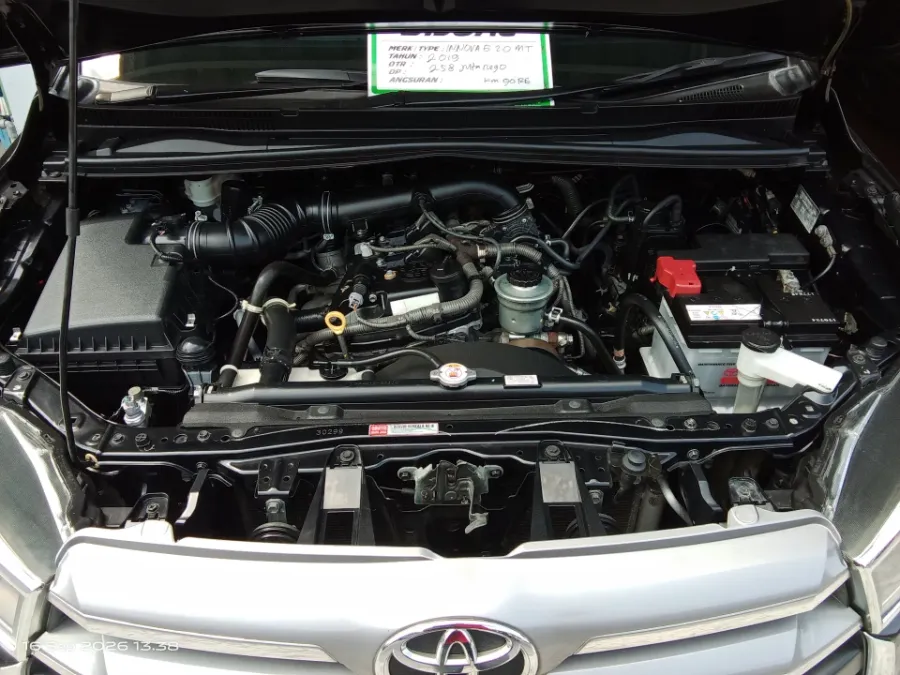 Foto Mobil Bekas Mesin Toyota Kijang Innova 2.0 G tahun 2019