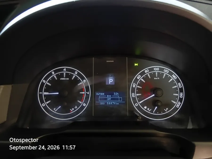 Foto Mobil Bekas Odometer Toyota Kijang Innova 2.0 G tahun 2019