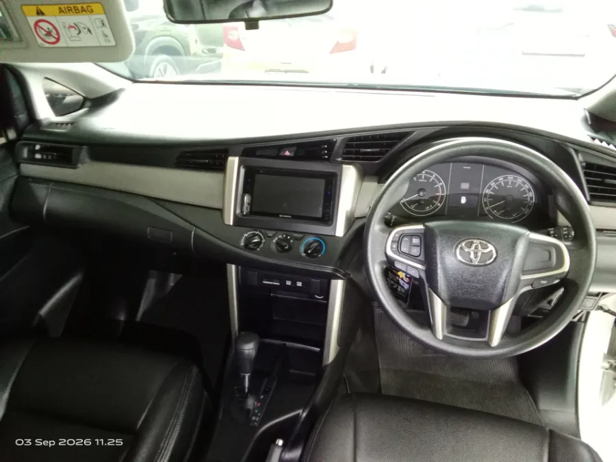 Foto Mobil Bekas Dashboard Toyota Kijang Innova 2.0 G tahun 2020