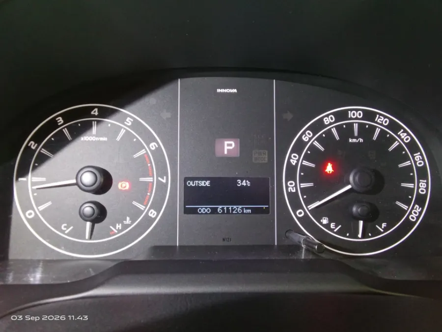 Foto Mobil Bekas Odometer Toyota Kijang Innova 2.0 G tahun 2020
