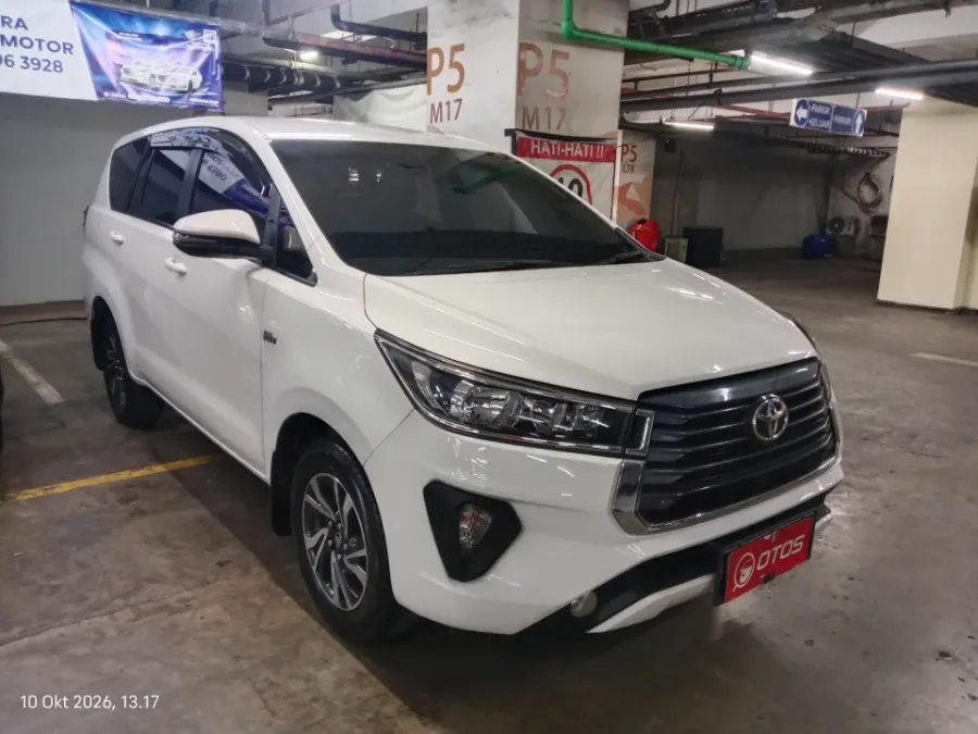 Foto Mobil Bekas Kanan Depan Toyota Kijang Innova 2.0 G tahun 2021