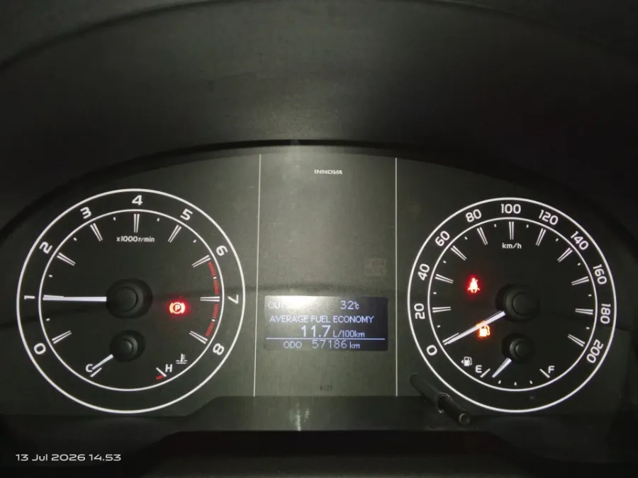 Foto Mobil Bekas Odometer Toyota Kijang Innova 2.0 G tahun 2021