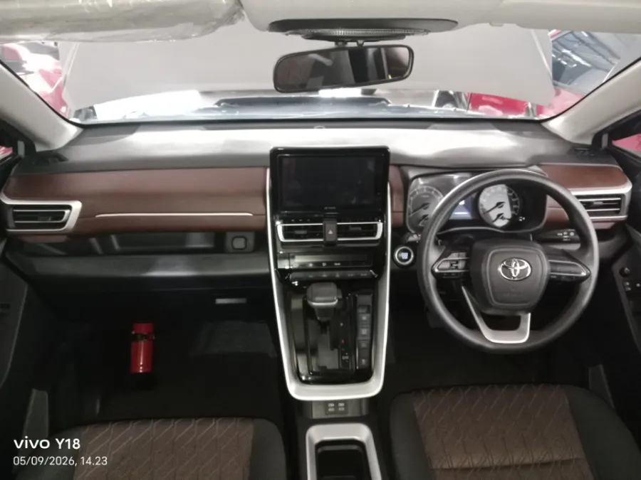 Foto Mobil Bekas Dashboard Toyota Kijang Innova 2.0 G tahun 2022