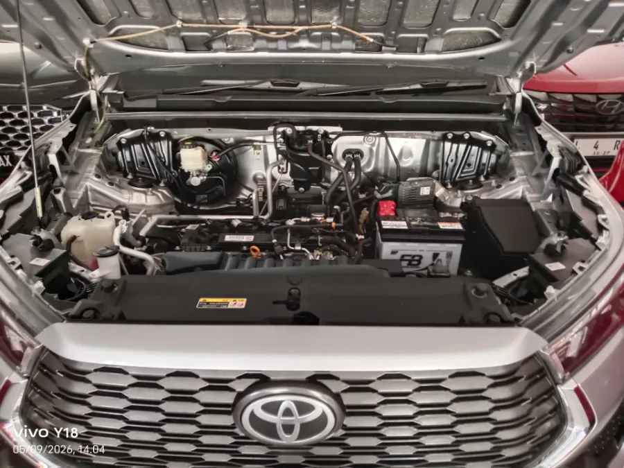 Foto Mobil Bekas Mesin Toyota Kijang Innova 2.0 G tahun 2022