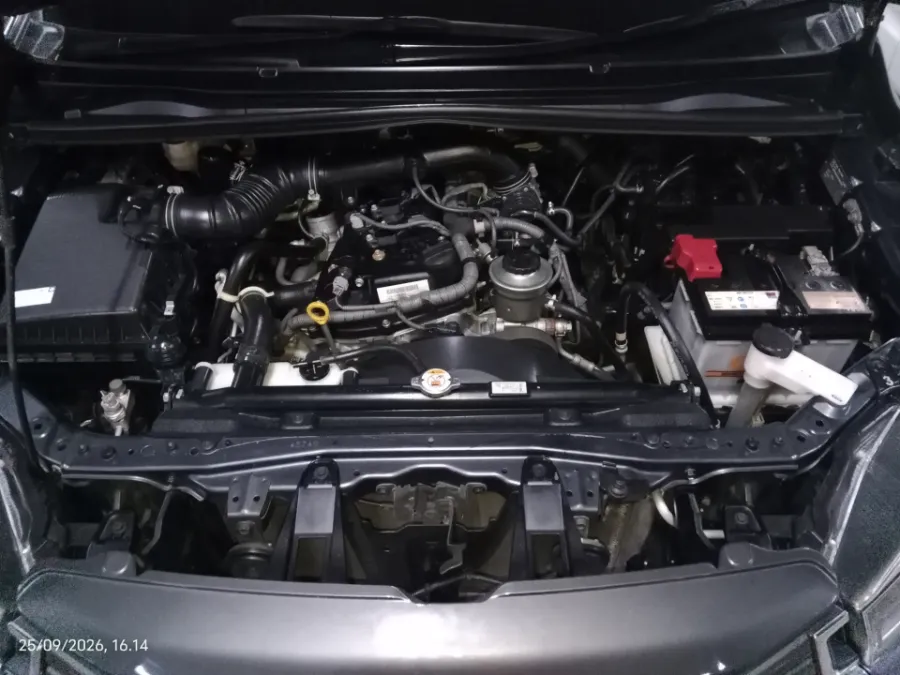 Foto Mobil Bekas Mesin Toyota Kijang Innova 2.0 G tahun 2022