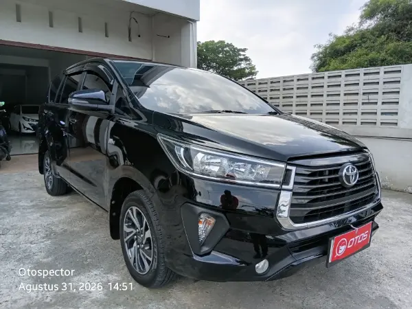 2023 Toyota Kijang Innova 2.0 G - Foto 1 dari 6