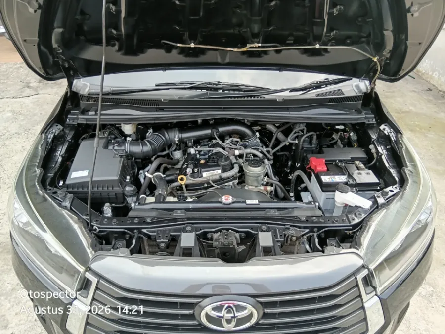 Foto Mobil Bekas Mesin Toyota Kijang Innova 2.0 G tahun 2023