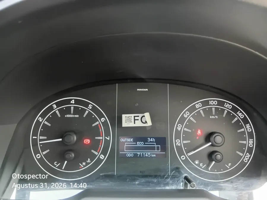 Foto Mobil Bekas Odometer Toyota Kijang Innova 2.0 G tahun 2023