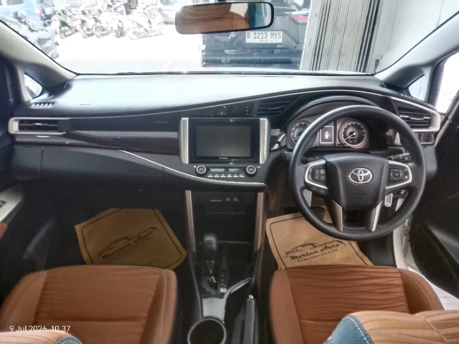 Foto Mobil Bekas Dashboard Toyota Kijang Innova 2.0 V tahun 2019