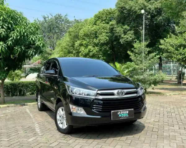 2019 Toyota Kijang Innova 2.0 V - Foto 1 dari 10