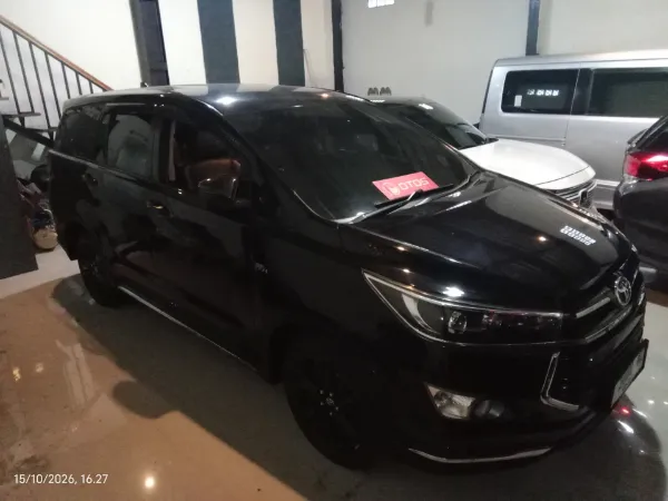 2017 Toyota Kijang Innova 2.0 Venturer
