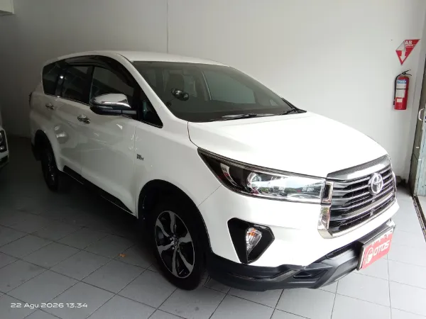 2021 Toyota Kijang Innova 2.0 Venturer
