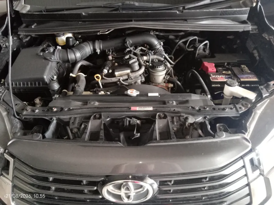 Foto Mobil Bekas Mesin Toyota Kijang Innova 2.0 Venturer tahun 2021