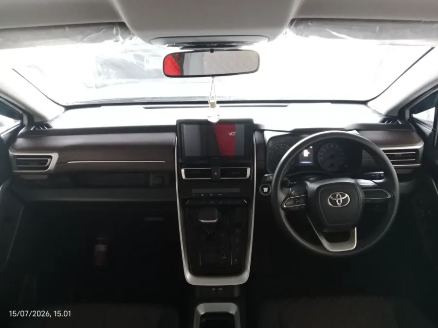 Foto Mobil Bekas Dashboard Toyota Kijang Innova 2.0 Zenix G CVT tahun 2023