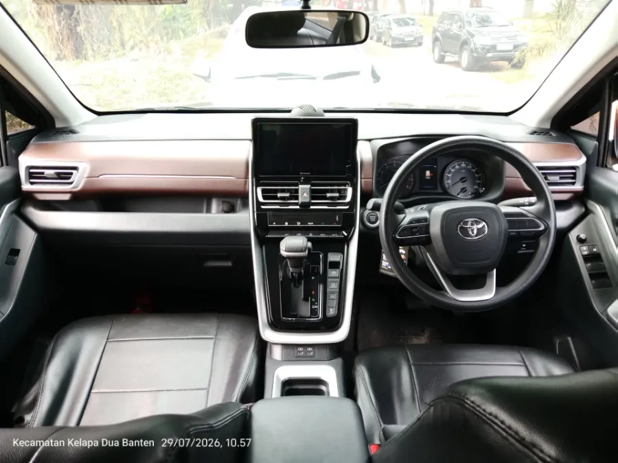 Foto Mobil Bekas Dashboard Toyota Kijang Innova 2.0 Zenix G CVT tahun 2023