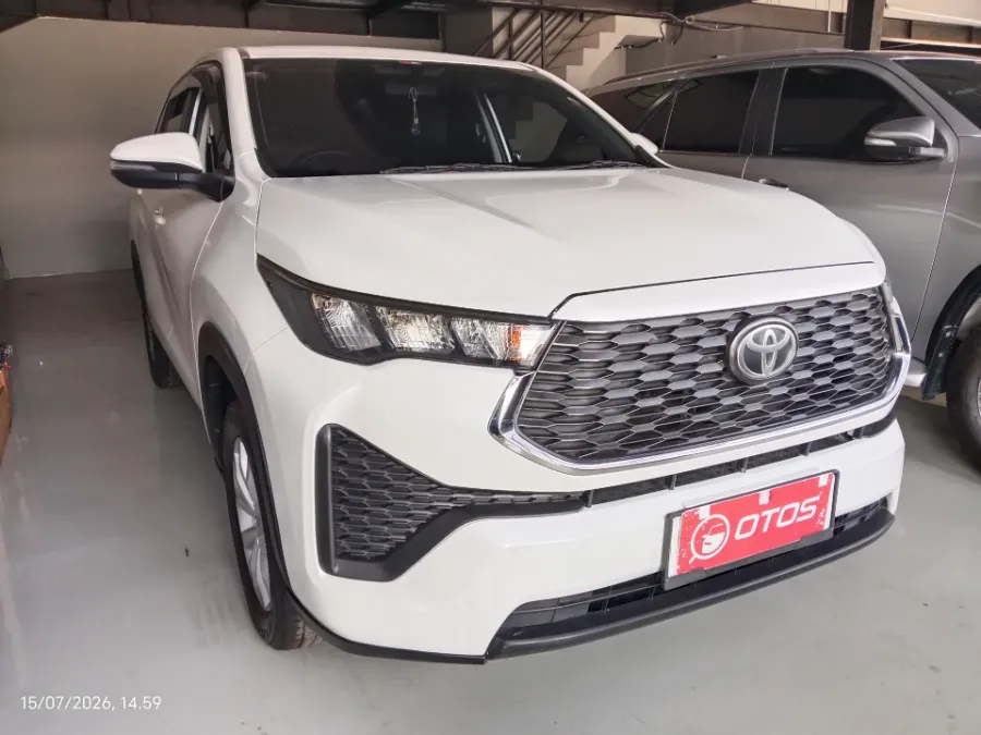 Foto Mobil Bekas Kanan Depan Toyota Kijang Innova 2.0 Zenix G CVT tahun 2023