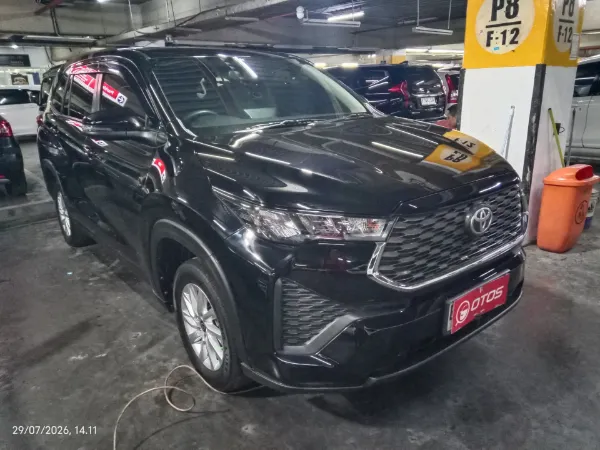 2023 Toyota Kijang Innova 2.0 Zenix G CVT - Foto 1 dari 6