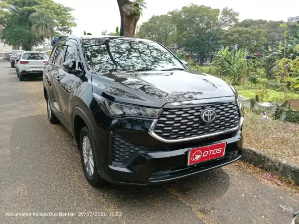 2023 Toyota Kijang Innova 2.0 Zenix G CVT - Foto 1 dari 6
