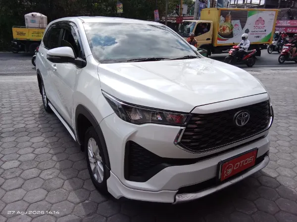 2023 Toyota Kijang Innova 2.0 Zenix G CVT - Foto 1 dari 6