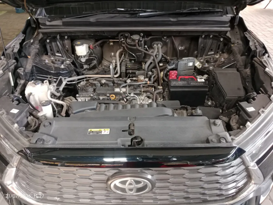 Foto Mobil Bekas Mesin Toyota Kijang Innova 2.0 Zenix G CVT tahun 2023