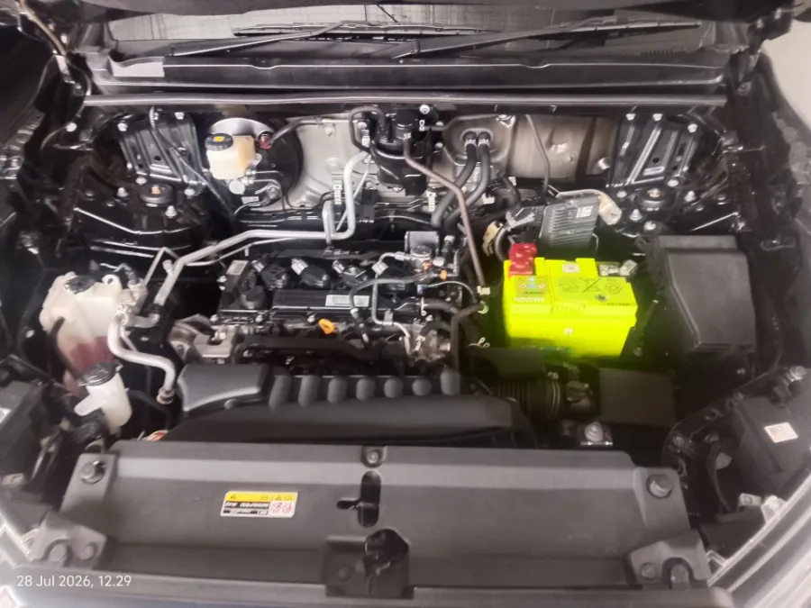 Foto Mobil Bekas Mesin Toyota Kijang Innova 2.0 Zenix G CVT tahun 2023