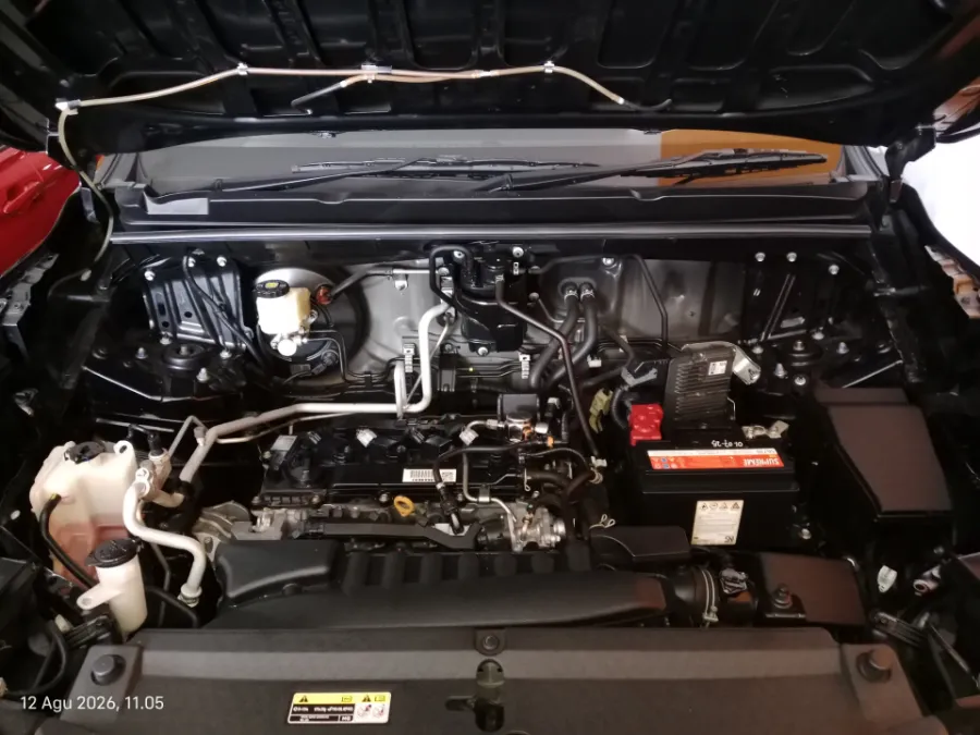 Foto Mobil Bekas Mesin Toyota Kijang Innova 2.0 Zenix G CVT tahun 2023