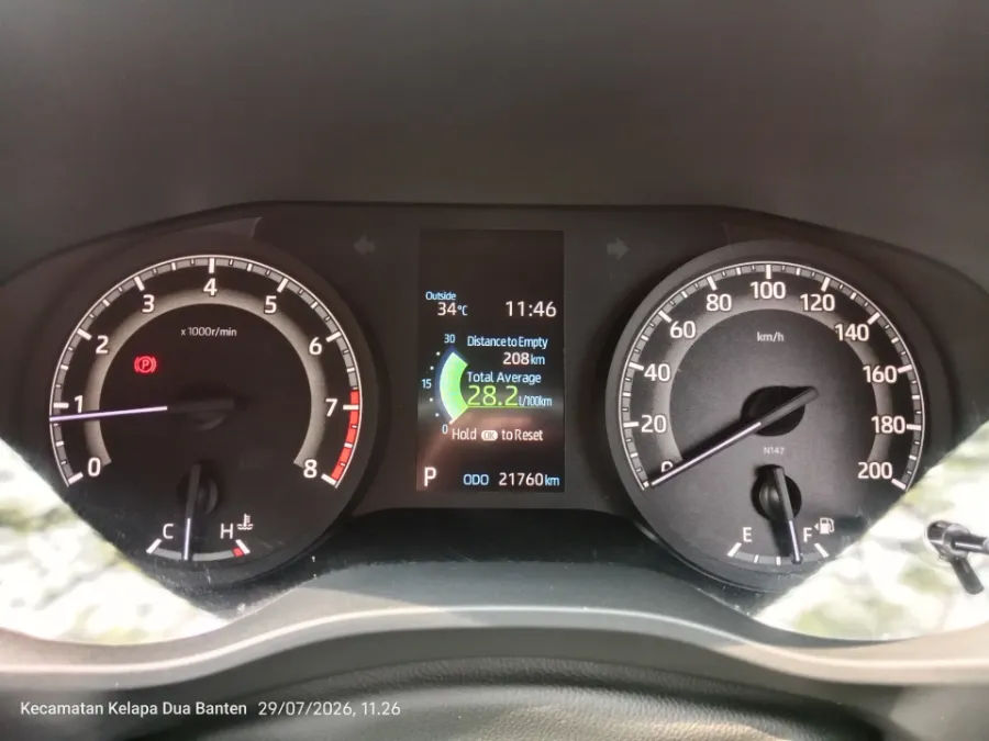 Foto Mobil Bekas Odometer Toyota Kijang Innova 2.0 Zenix G CVT tahun 2023