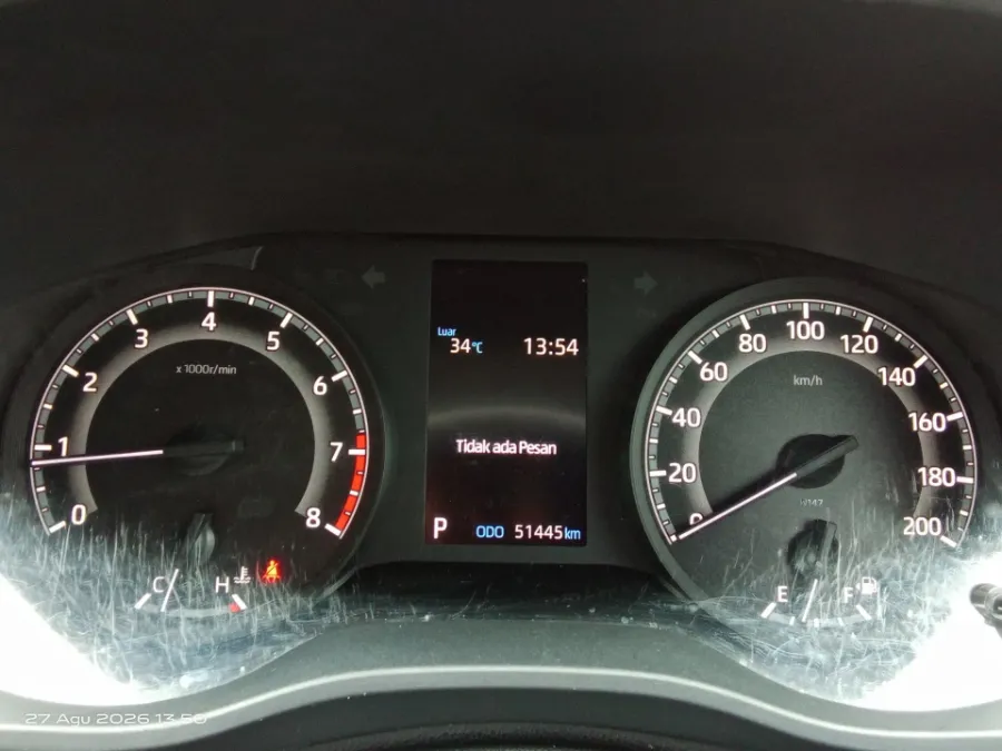 Foto Mobil Bekas Odometer Toyota Kijang Innova 2.0 Zenix G CVT tahun 2023