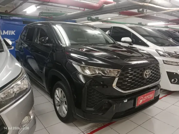 2022 Toyota Kijang Innova 2.0 Zenix Q HV CVT TSS - Foto 1 dari 6