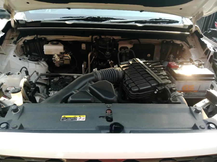Foto Mobil Bekas Mesin Toyota Kijang Innova 2.0 Zenix Q HV CVT TSS tahun 2023