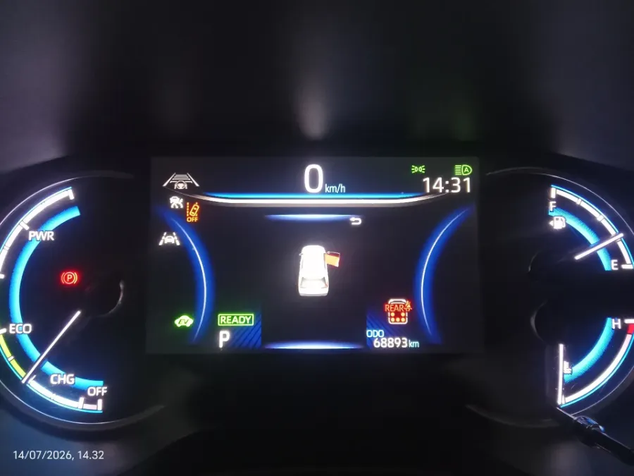 Foto Mobil Bekas Odometer Toyota Kijang Innova 2.0 Zenix Q HV CVT TSS tahun 2023