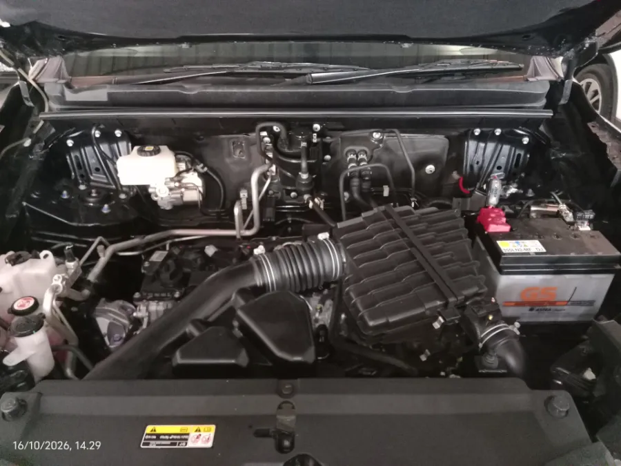 Foto Mobil Bekas Mesin Toyota Kijang Innova 2.0 Zenix Q HV CVT TSS tahun 2024