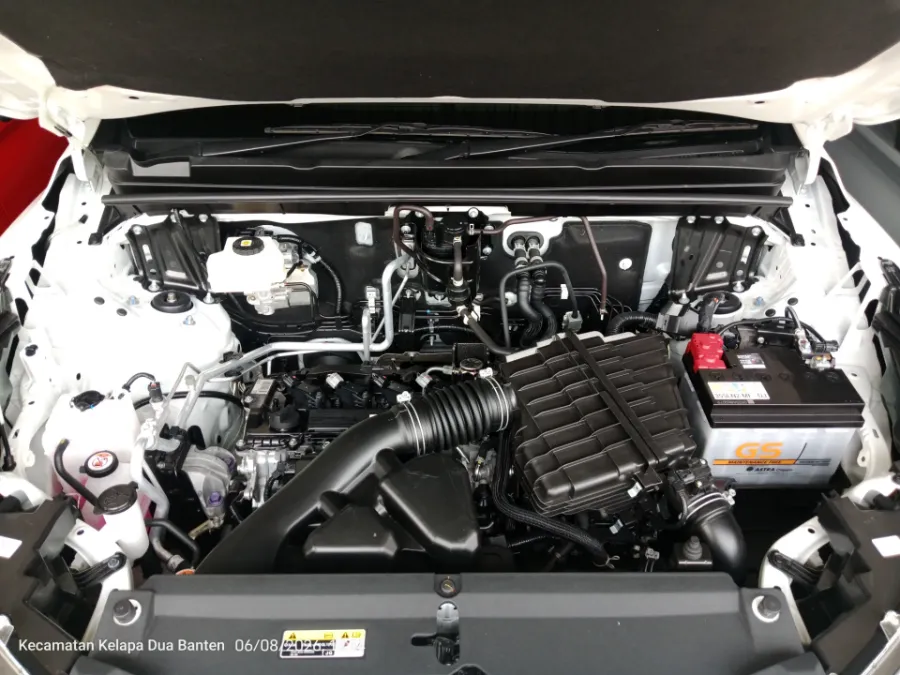 Foto Mobil Bekas Mesin Toyota Kijang Innova 2.0 Zenix Q HV CVT TSS tahun 2025