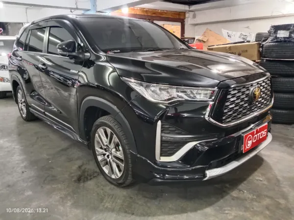2023 Toyota Kijang Innova 2.0 Zenix Q HV CVT TSS Modellista - Foto 1 dari 6